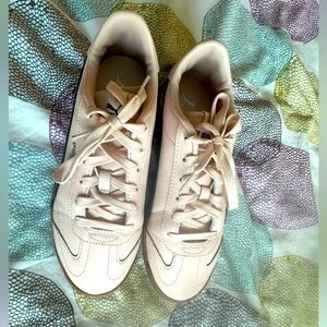 Puma light pink shoes